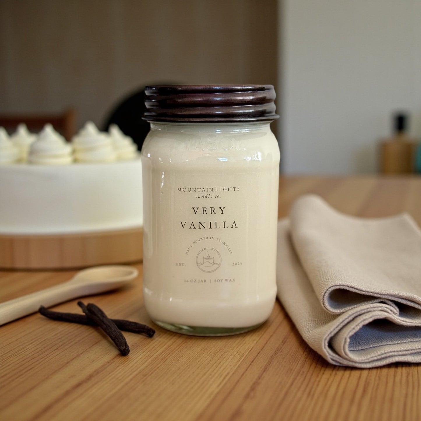 Very Vanilla 16 oz candle