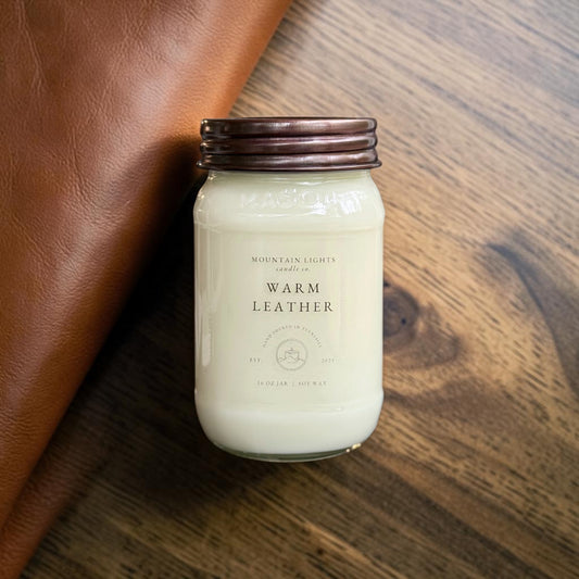 Warm Leather 16 oz candle