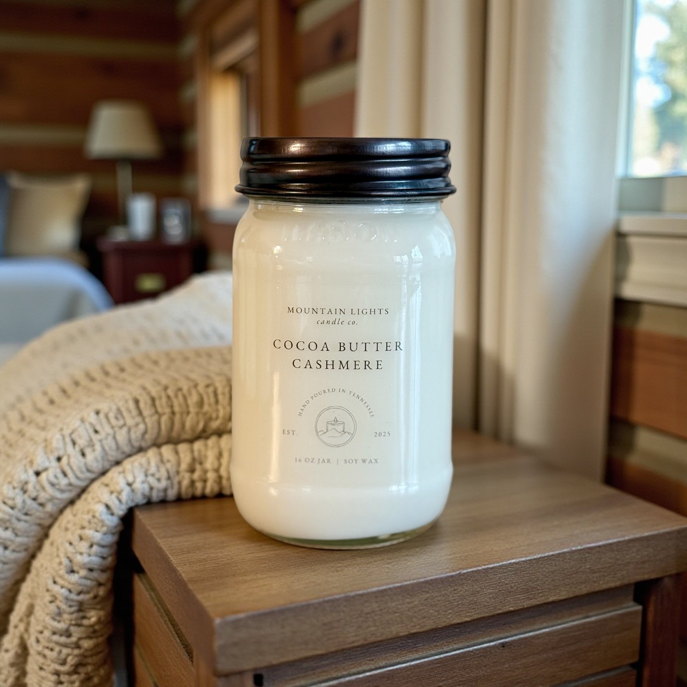 Mountain Lights Candle Co. Candle - Thumbnail 3