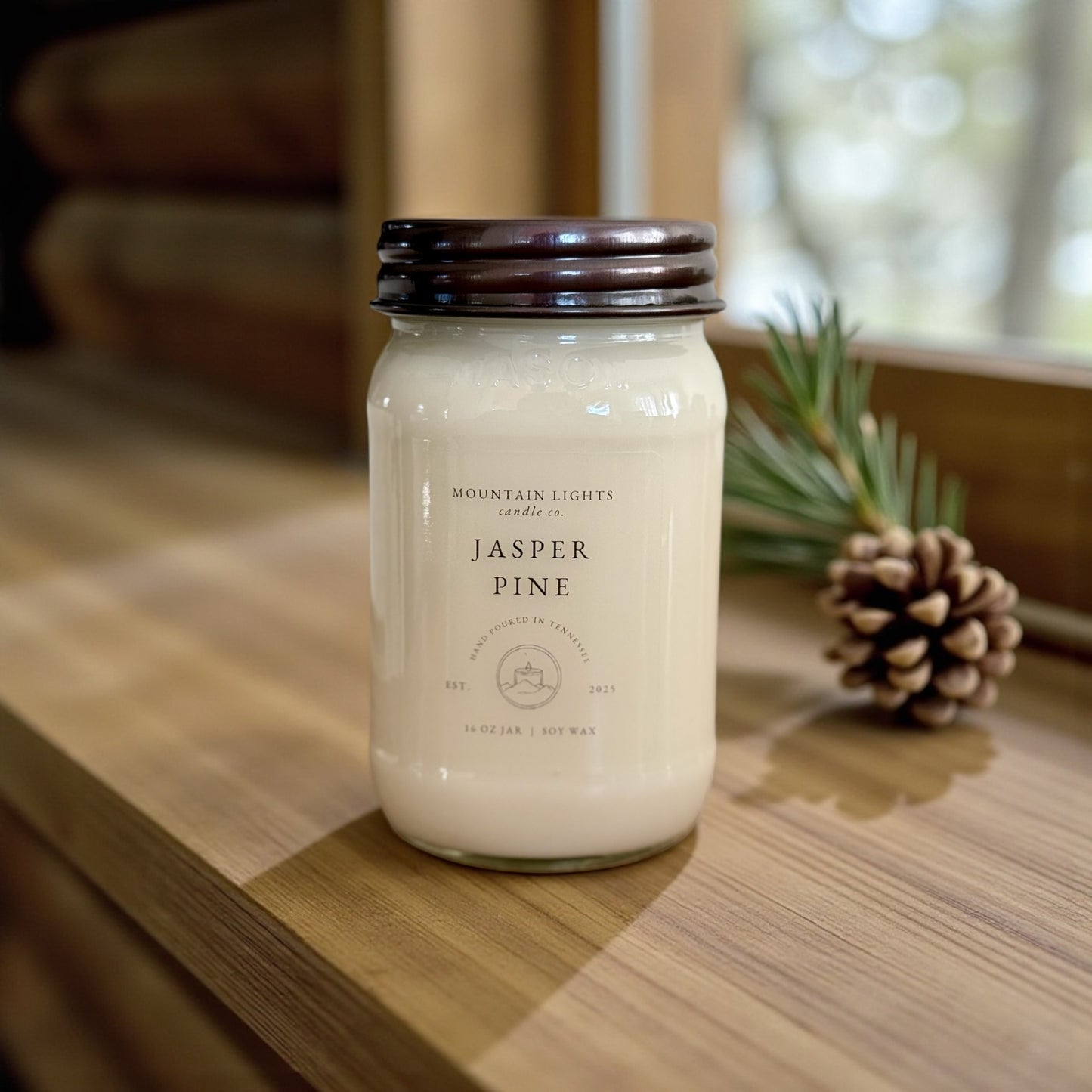 Jasper Pine 16 oz candle