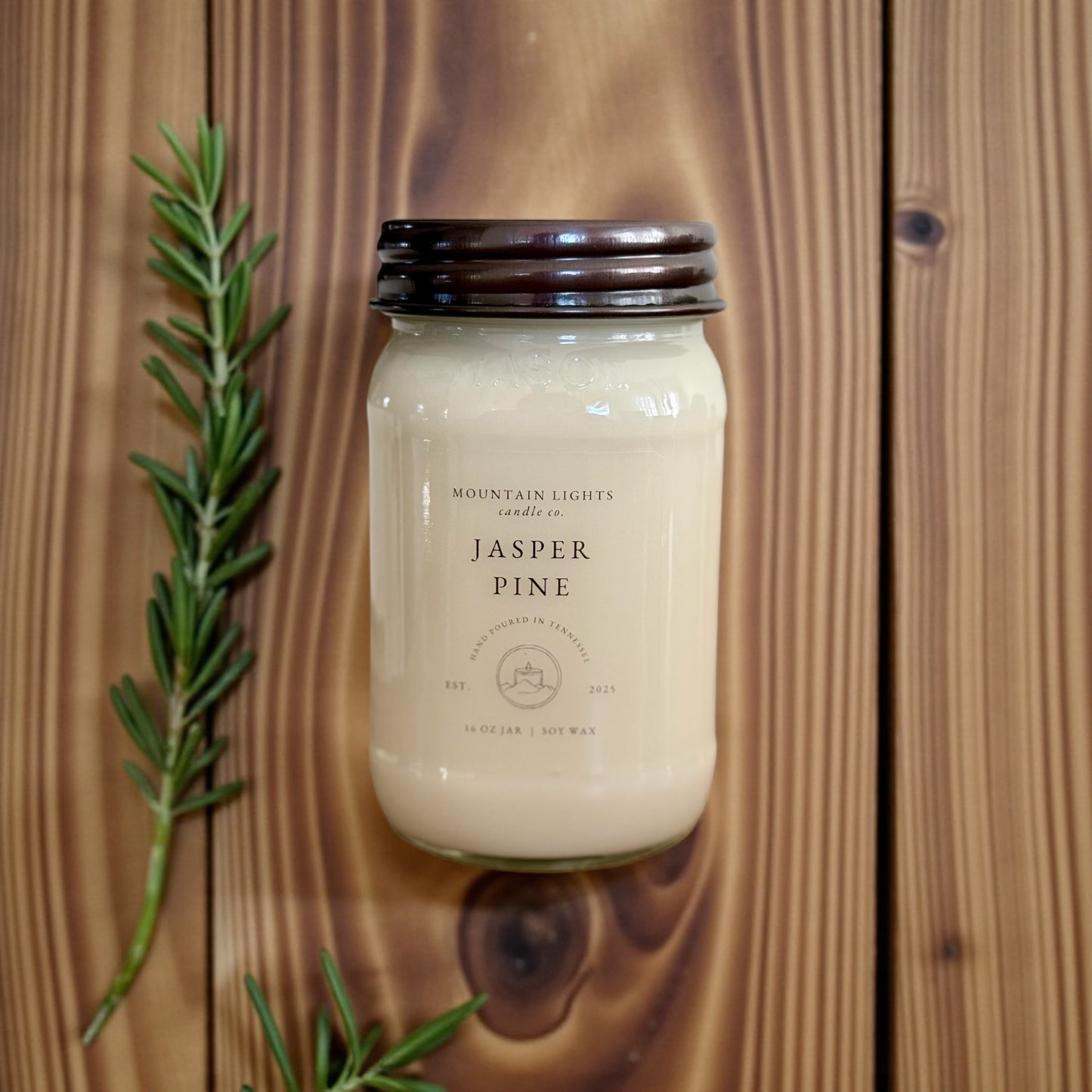Jasper Pine 16 oz candle