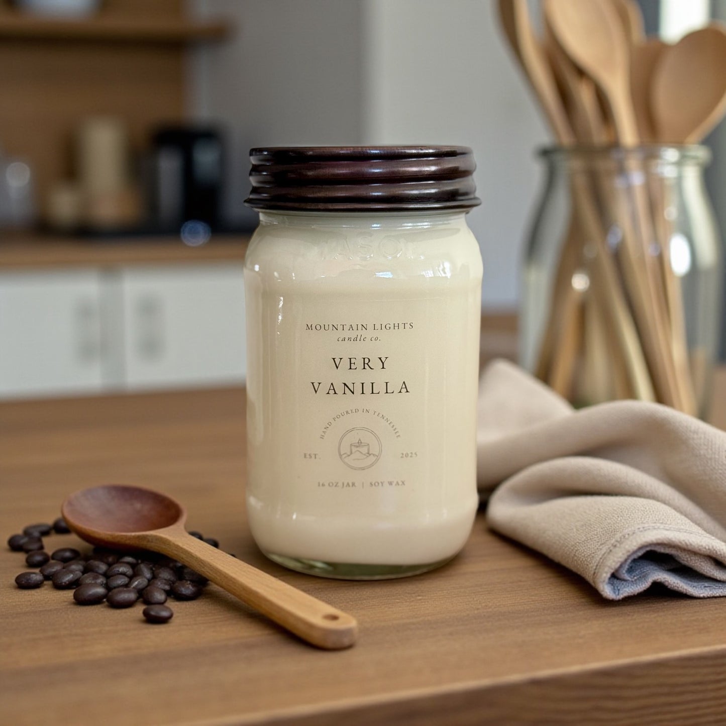 Very Vanilla 16 oz candle