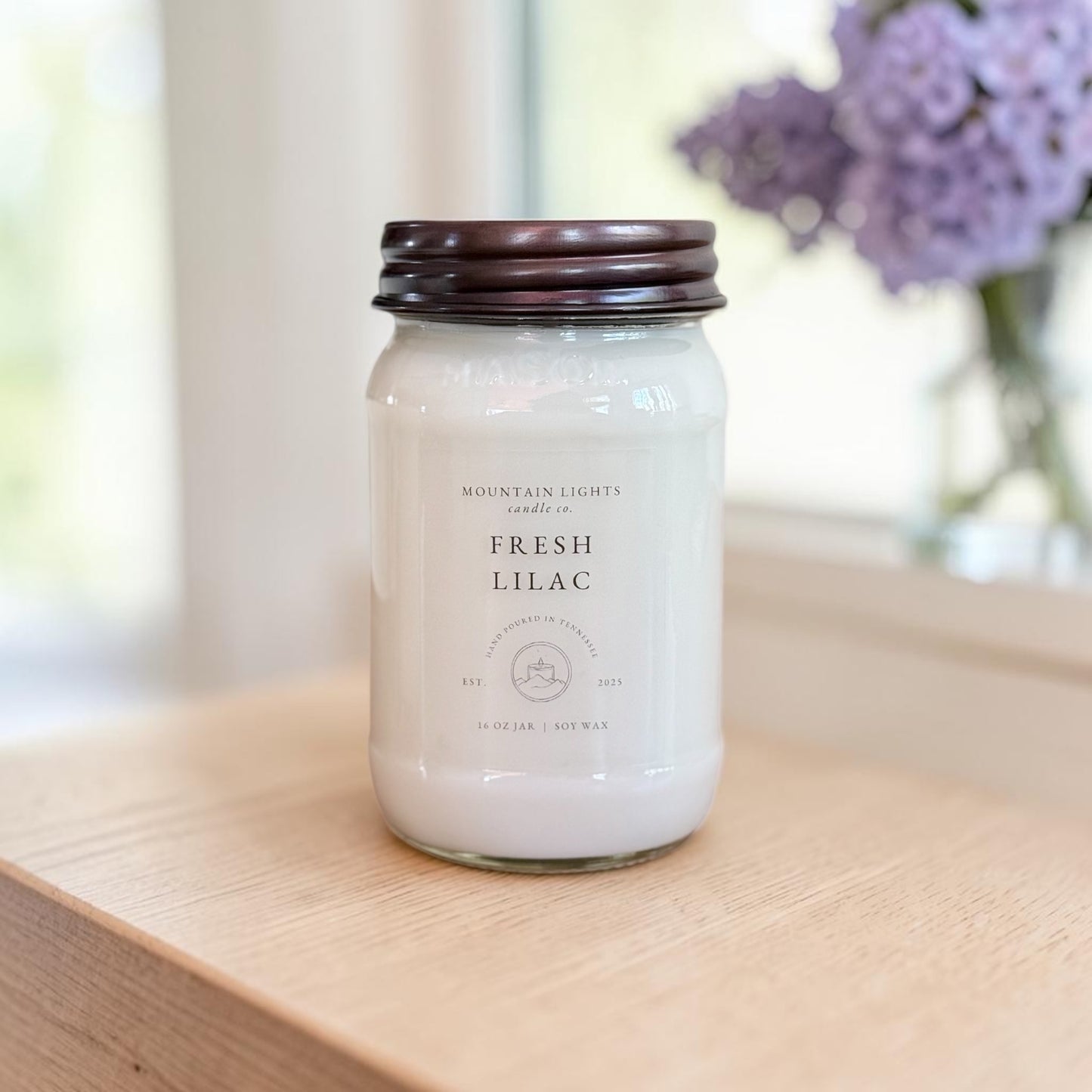 Fresh Lilac 16 oz candle