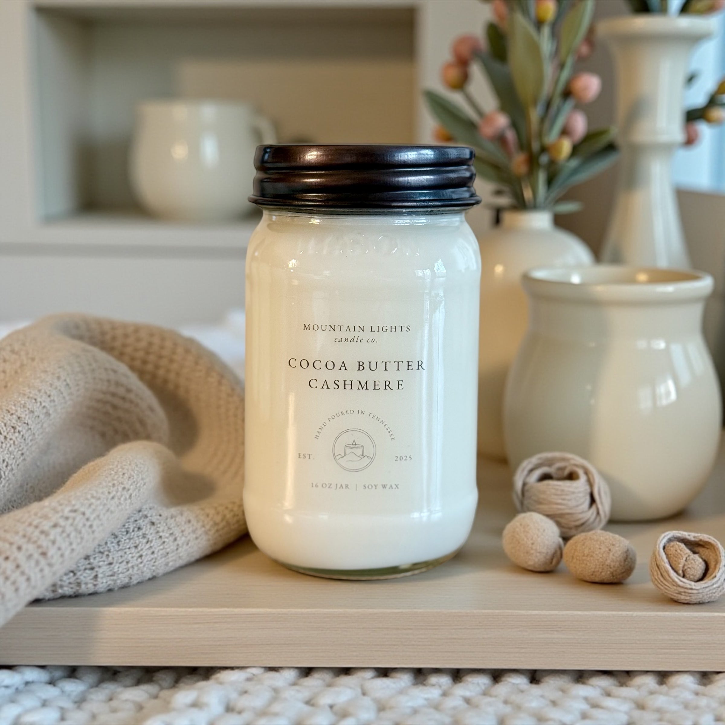 Mountain Lights Candle Co. Candle - Thumbnail 2
