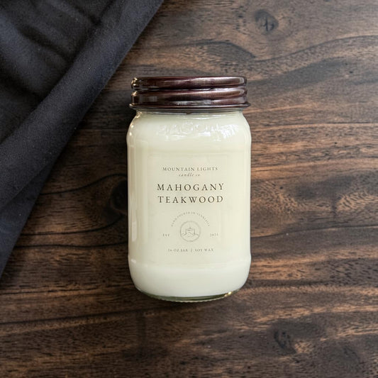 Mahogany Teakwood 16 oz candle