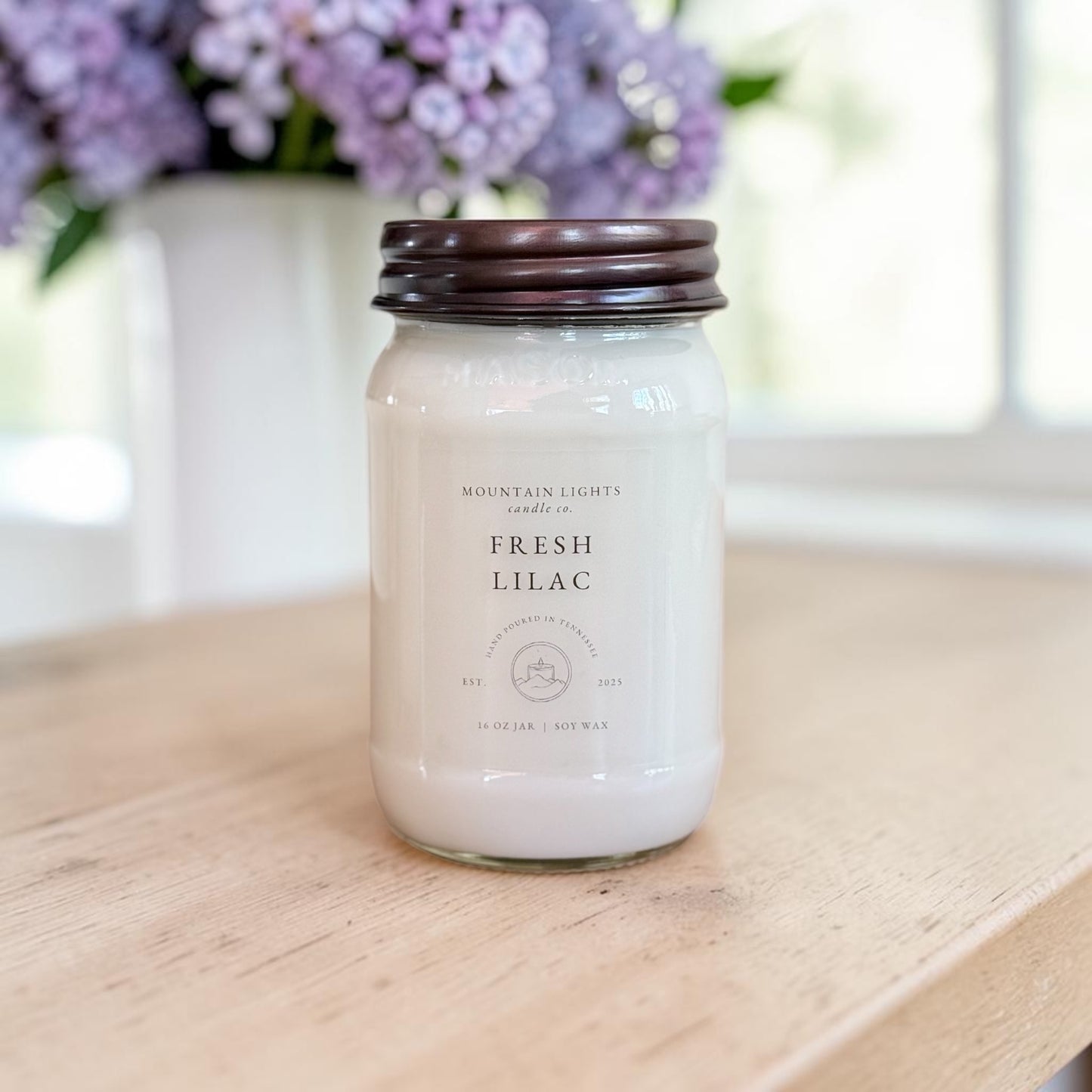 Fresh Lilac 16 oz candle