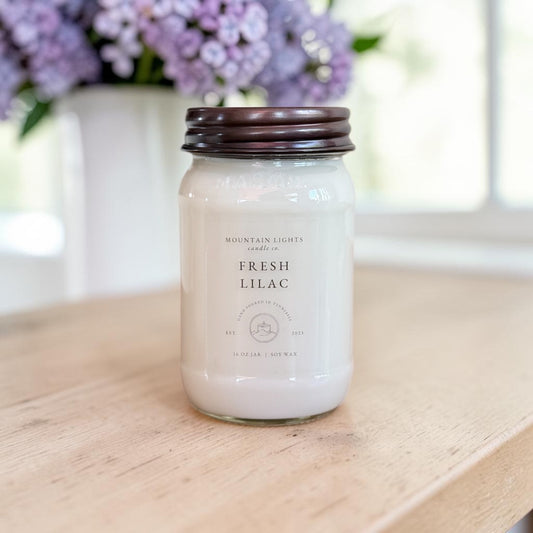 Fresh Lilac 16 oz candle