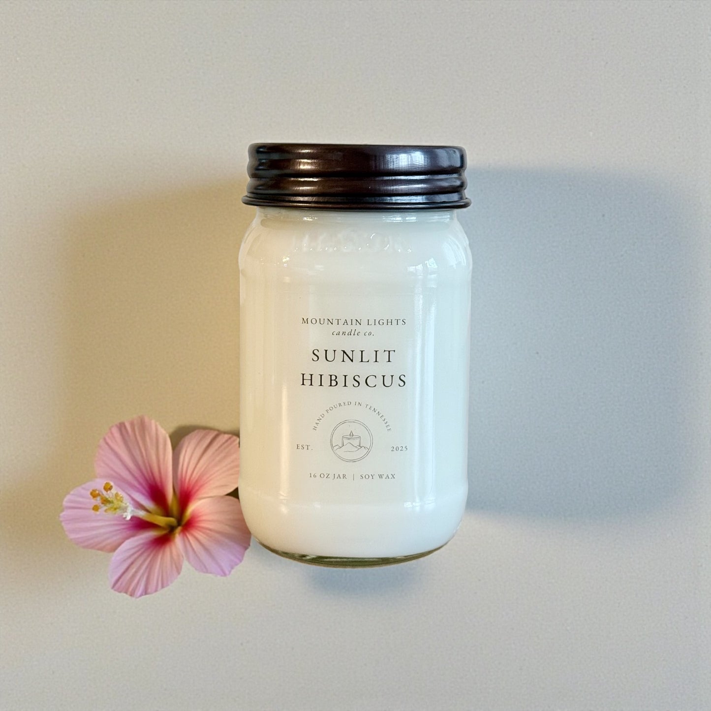 Sunlit Hibiscus 16 oz candle