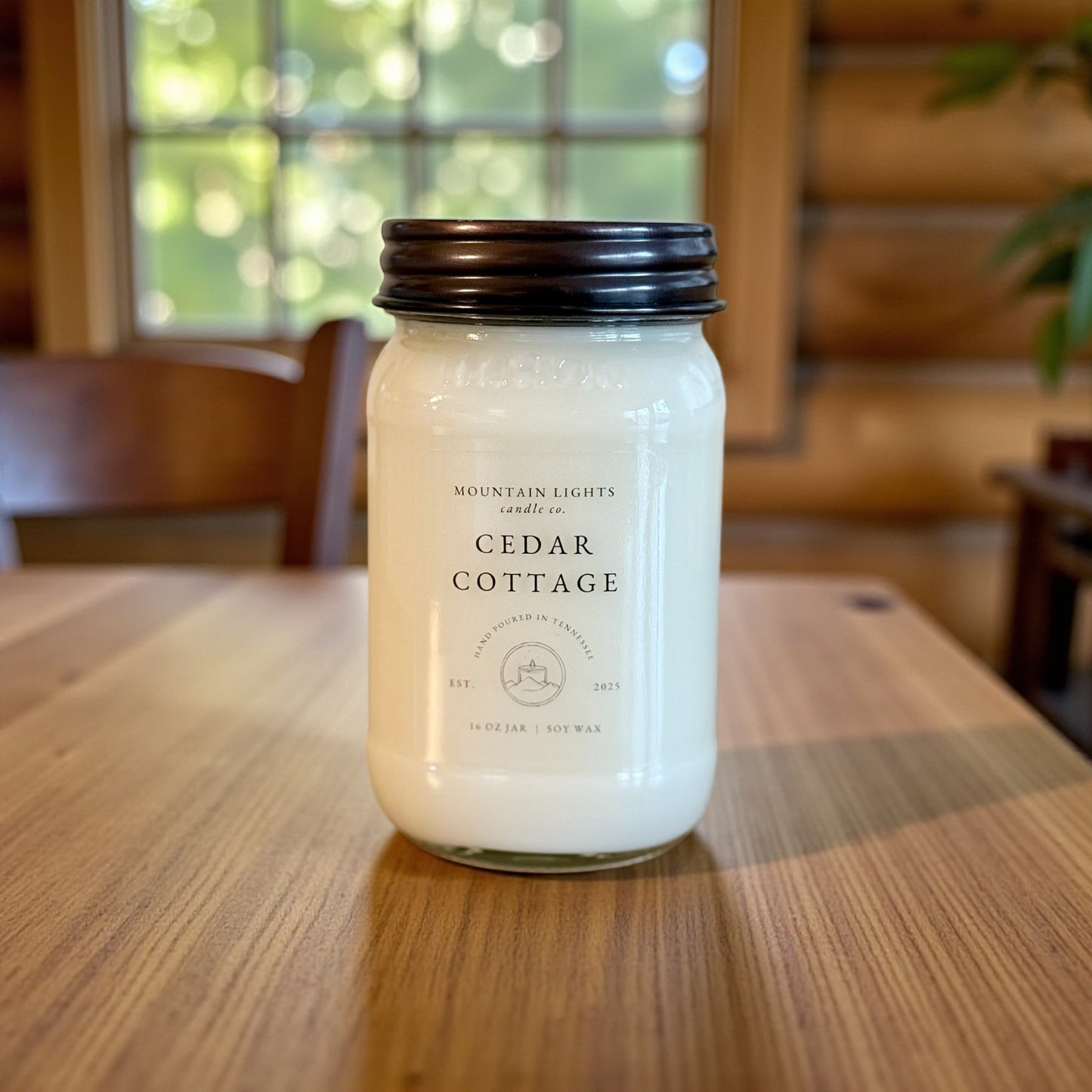 Cedar Cottage 16 oz candle