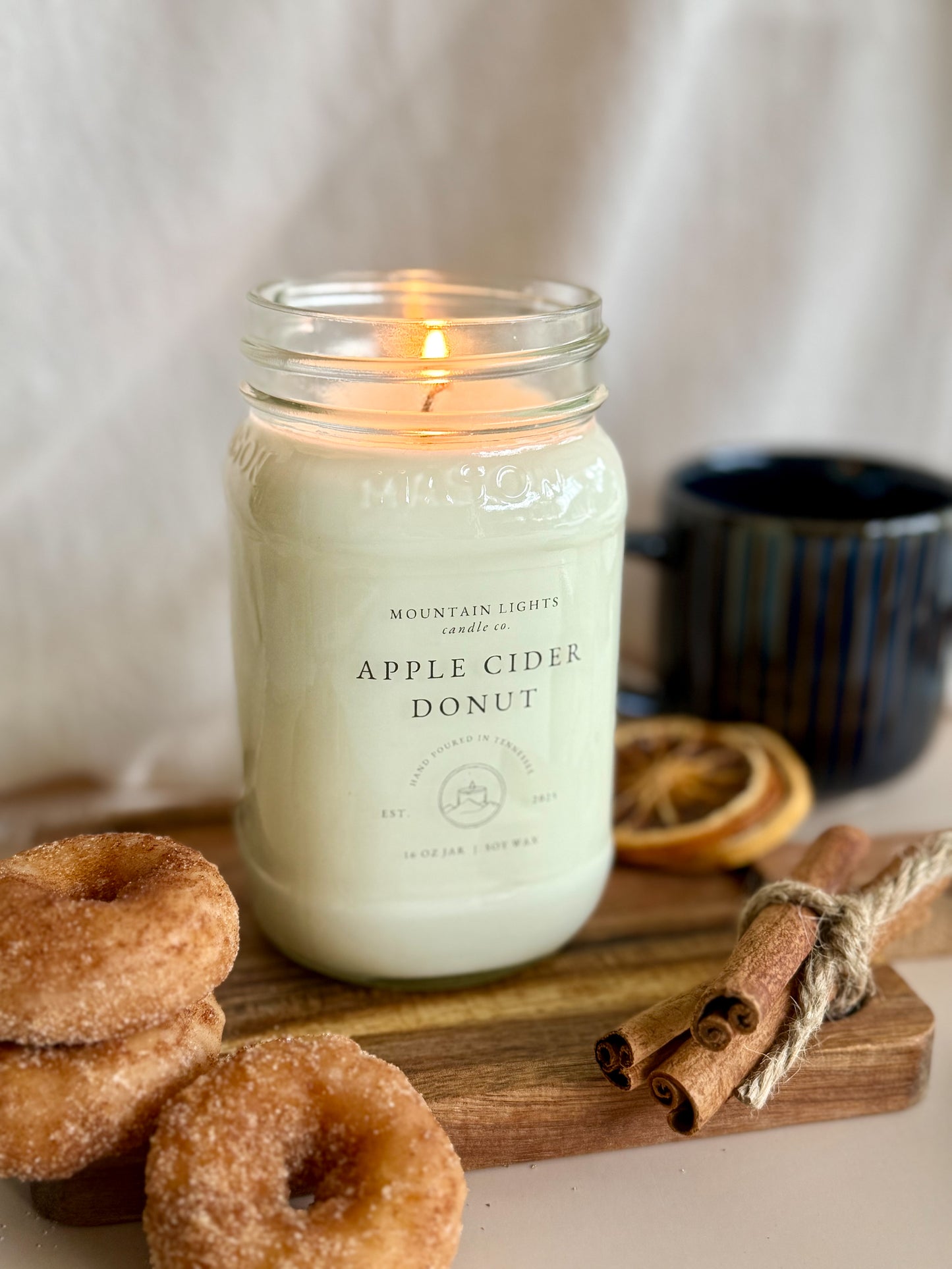 Apple Cider Donut 16 oz candle